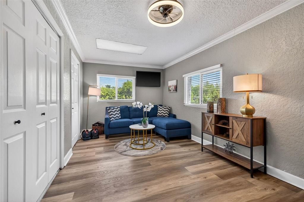 En Venta: $425,000 (3 camas, 1 baños, 1236 Pies cuadrados)