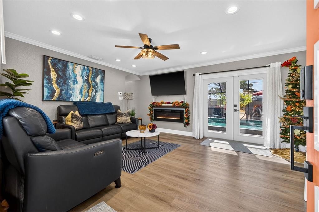 En Venta: $425,000 (3 camas, 1 baños, 1236 Pies cuadrados)