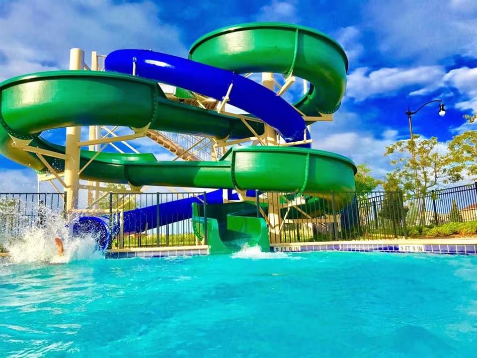 待售: $760,000 (7 贝兹, 6 浴室, 3888 平方英尺)