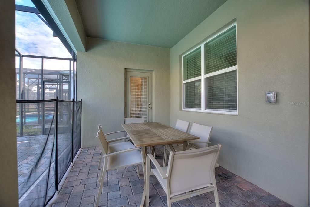 待售: $760,000 (7 贝兹, 6 浴室, 3888 平方英尺)