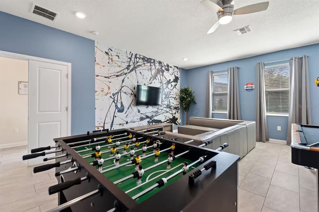 待售: $760,000 (7 贝兹, 6 浴室, 3888 平方英尺)