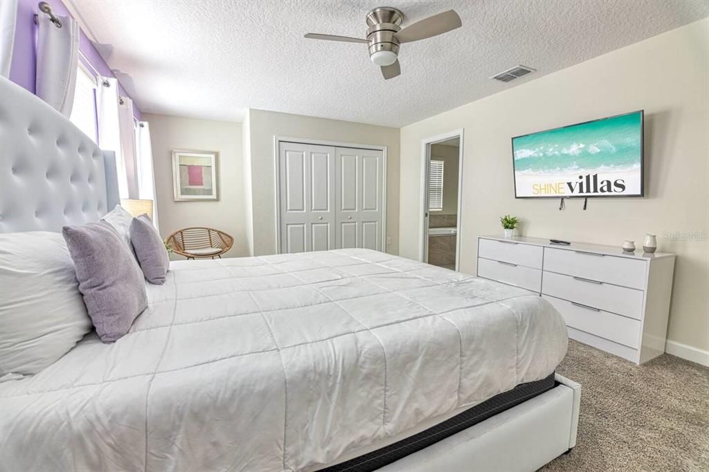 待售: $760,000 (7 贝兹, 6 浴室, 3888 平方英尺)