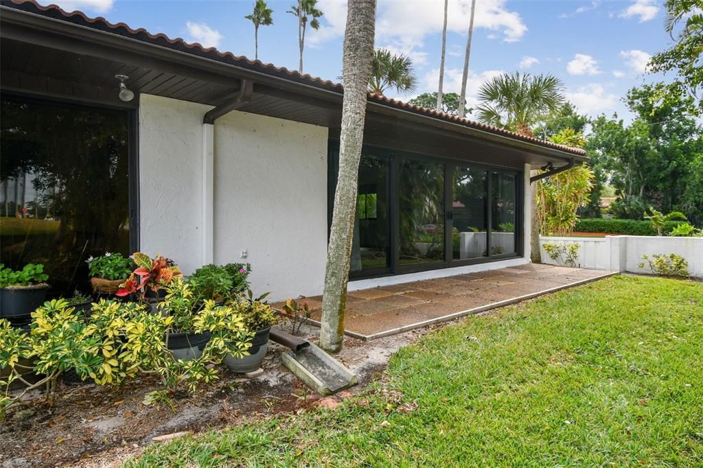 En Venta: $290,000 (2 camas, 2 baños, 1477 Pies cuadrados)