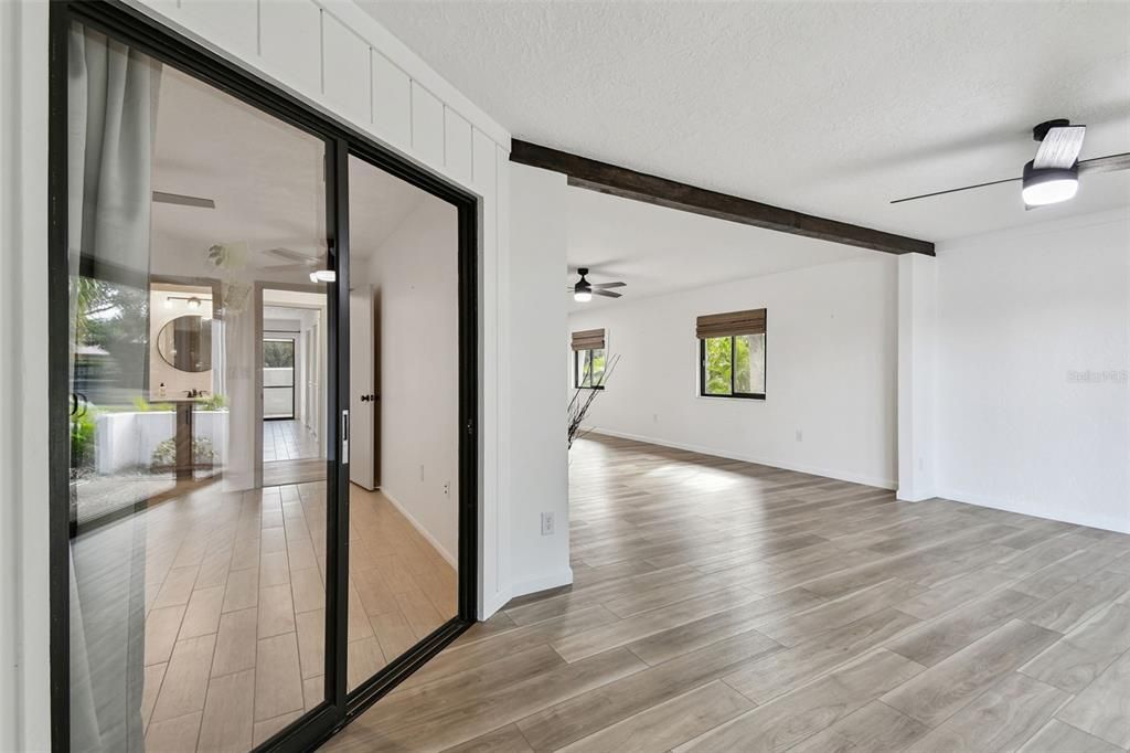 En Venta: $290,000 (2 camas, 2 baños, 1477 Pies cuadrados)