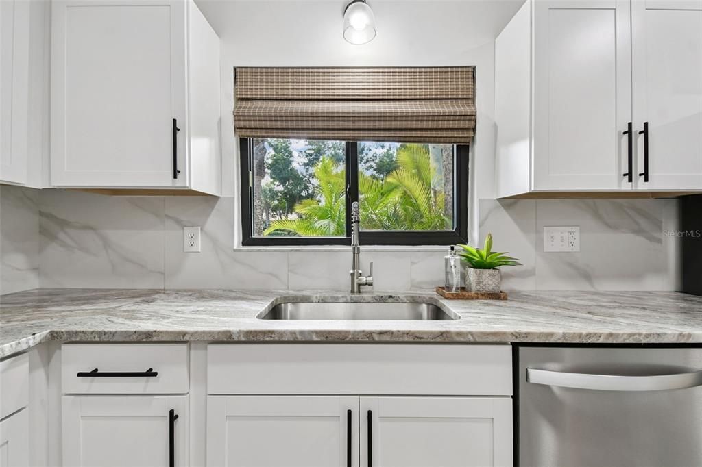 En Venta: $290,000 (2 camas, 2 baños, 1477 Pies cuadrados)