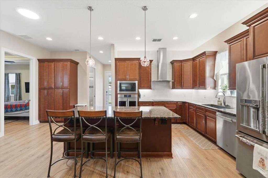 En Venta: $710,000 (2 camas, 2 baños, 1794 Pies cuadrados)