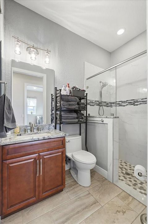 En Venta: $710,000 (2 camas, 2 baños, 1794 Pies cuadrados)