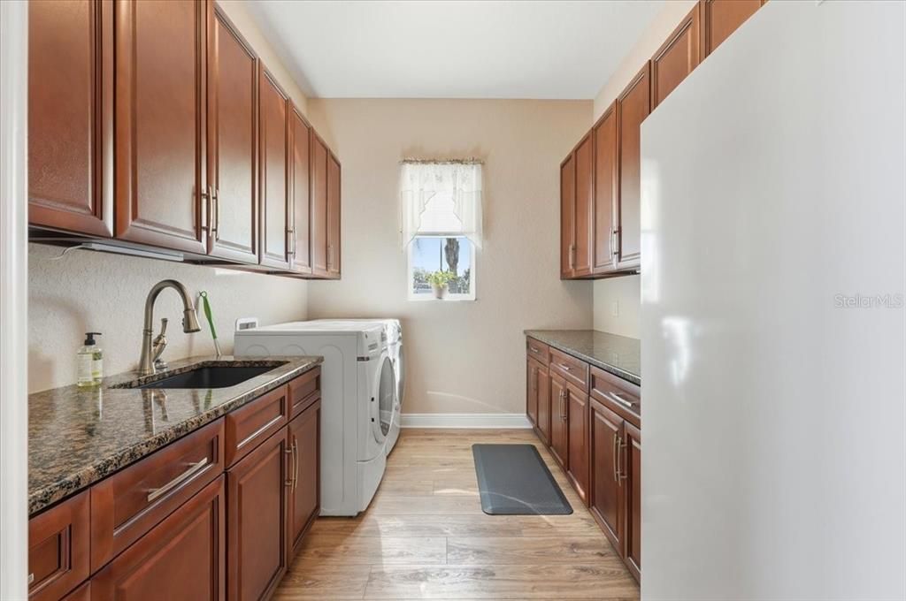 En Venta: $710,000 (2 camas, 2 baños, 1794 Pies cuadrados)