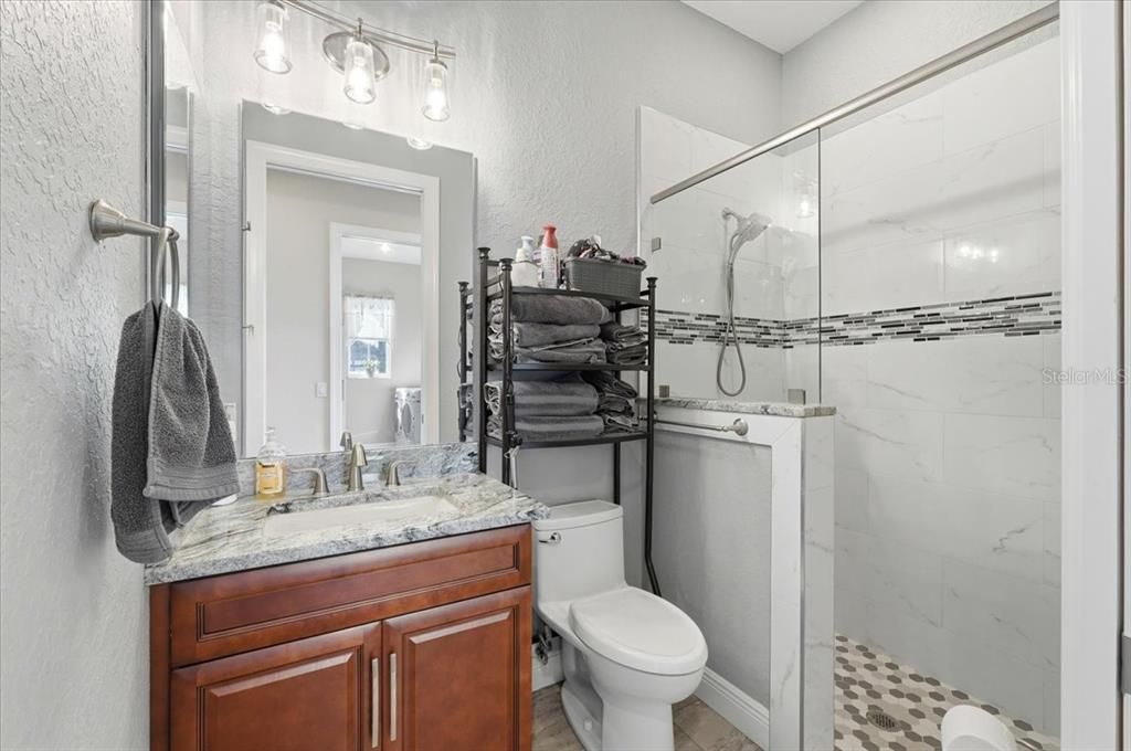 En Venta: $710,000 (2 camas, 2 baños, 1794 Pies cuadrados)