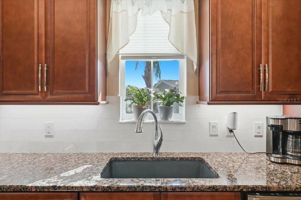 En Venta: $710,000 (2 camas, 2 baños, 1794 Pies cuadrados)