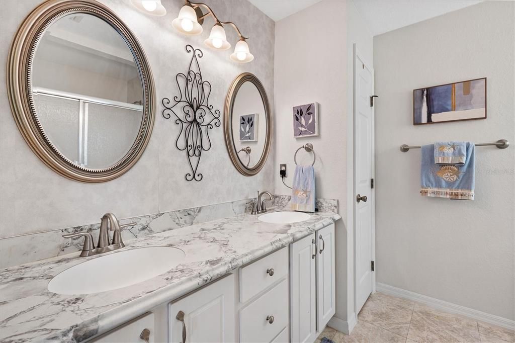 待售: $349,000 (3 贝兹, 2 浴室, 1695 平方英尺)