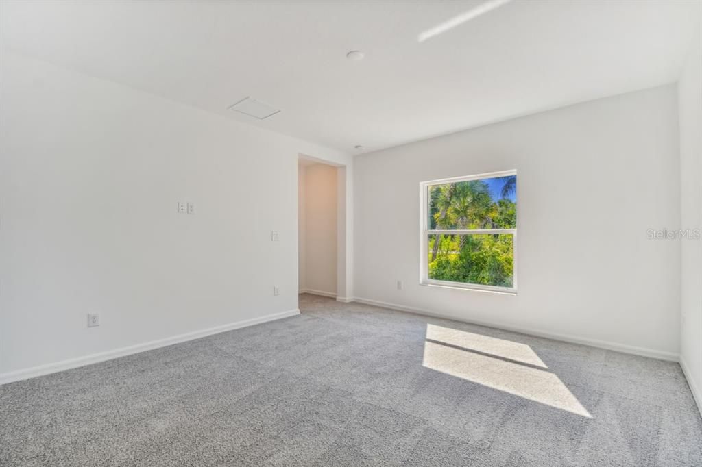 For Sale: $279,990 (3 beds, 2 baths, 1734 Square Feet)