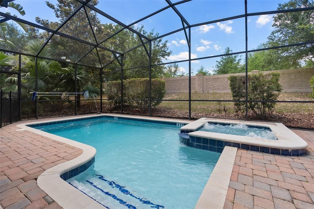 For Sale: $675,000 (6 beds, 6 baths, 3339 Square Feet)