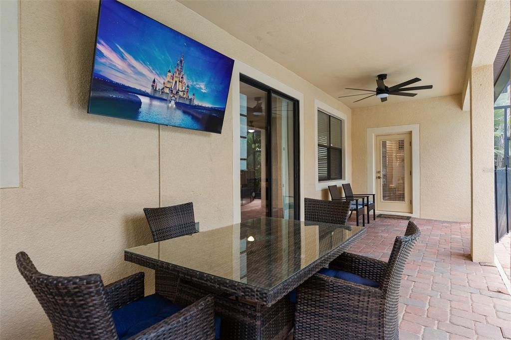 For Sale: $675,000 (6 beds, 6 baths, 3339 Square Feet)