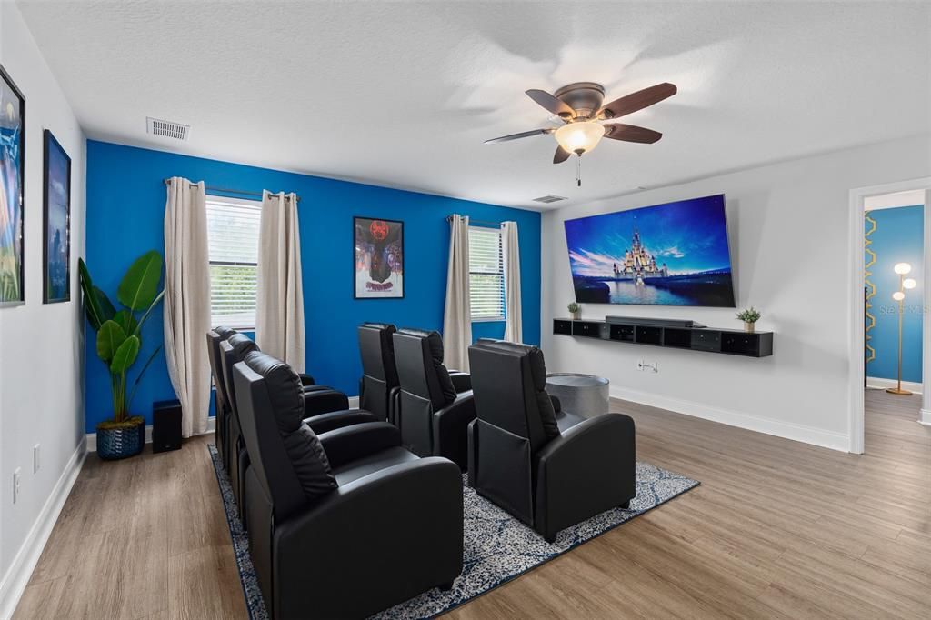 For Sale: $675,000 (6 beds, 6 baths, 3339 Square Feet)