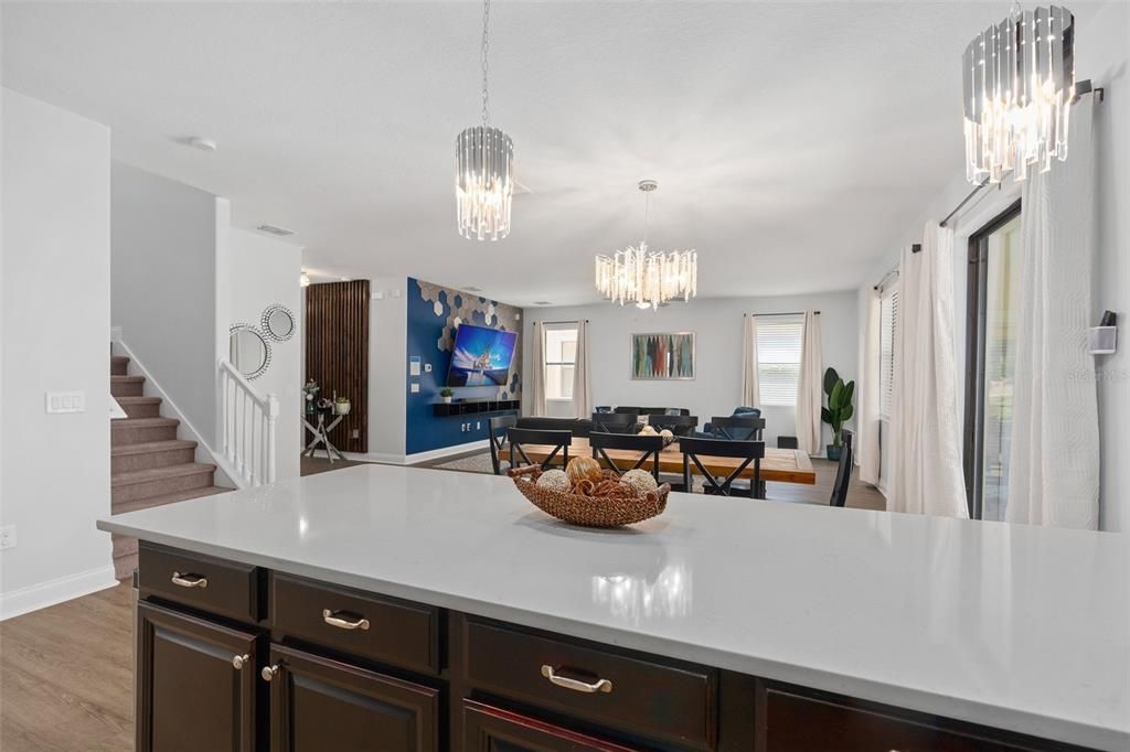 For Sale: $675,000 (6 beds, 6 baths, 3339 Square Feet)