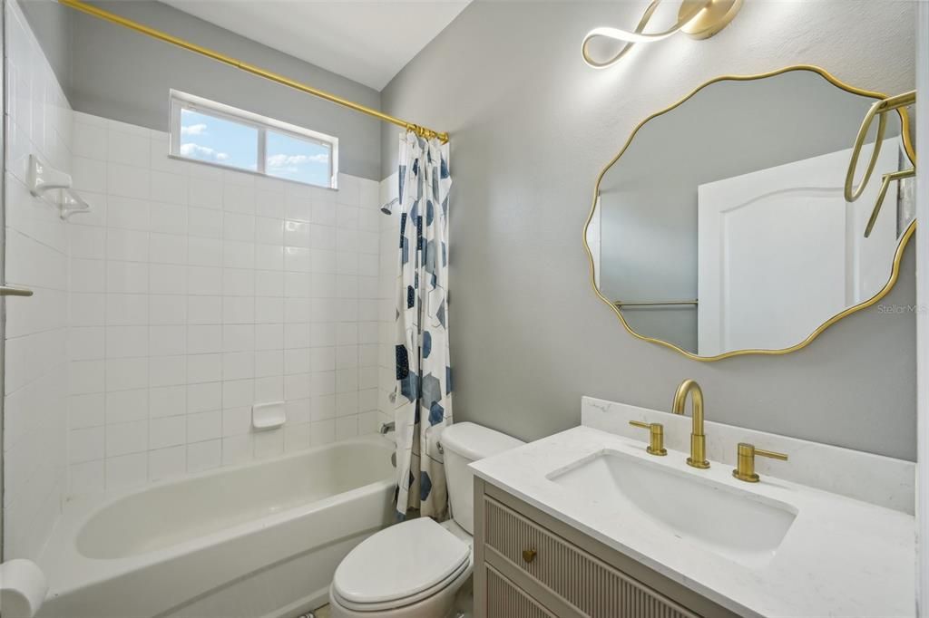 En Renta: $3,200 (4 camas, 3 baños, 2603 Pies cuadrados)