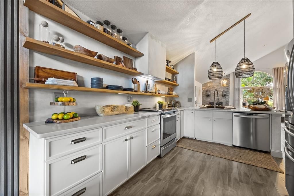 For Rent: $4,000 (3 beds, 2 baths, 1674 Square Feet)