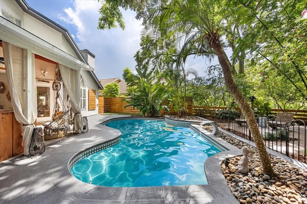 For Rent: $4,000 (3 beds, 2 baths, 1674 Square Feet)