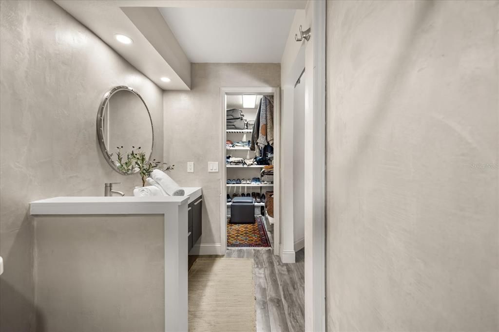 For Rent: $4,000 (3 beds, 2 baths, 1674 Square Feet)