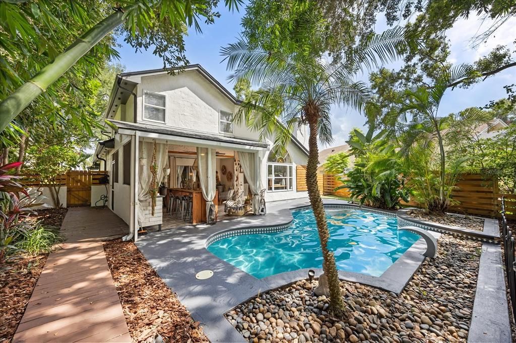 For Rent: $4,000 (3 beds, 2 baths, 1674 Square Feet)