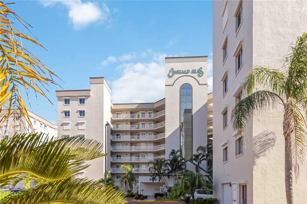 В аренду: $3,500 (2 спален, 2 ванн, 1602 Квадратных фут)