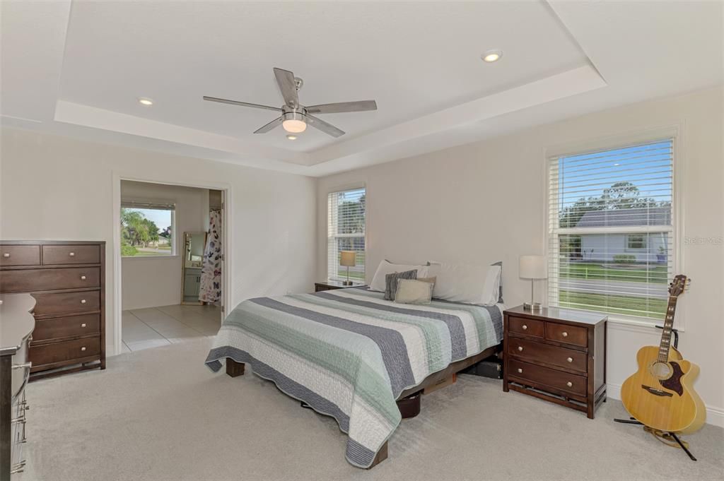 For Sale: $359,900 (4 beds, 2 baths, 1998 Square Feet)