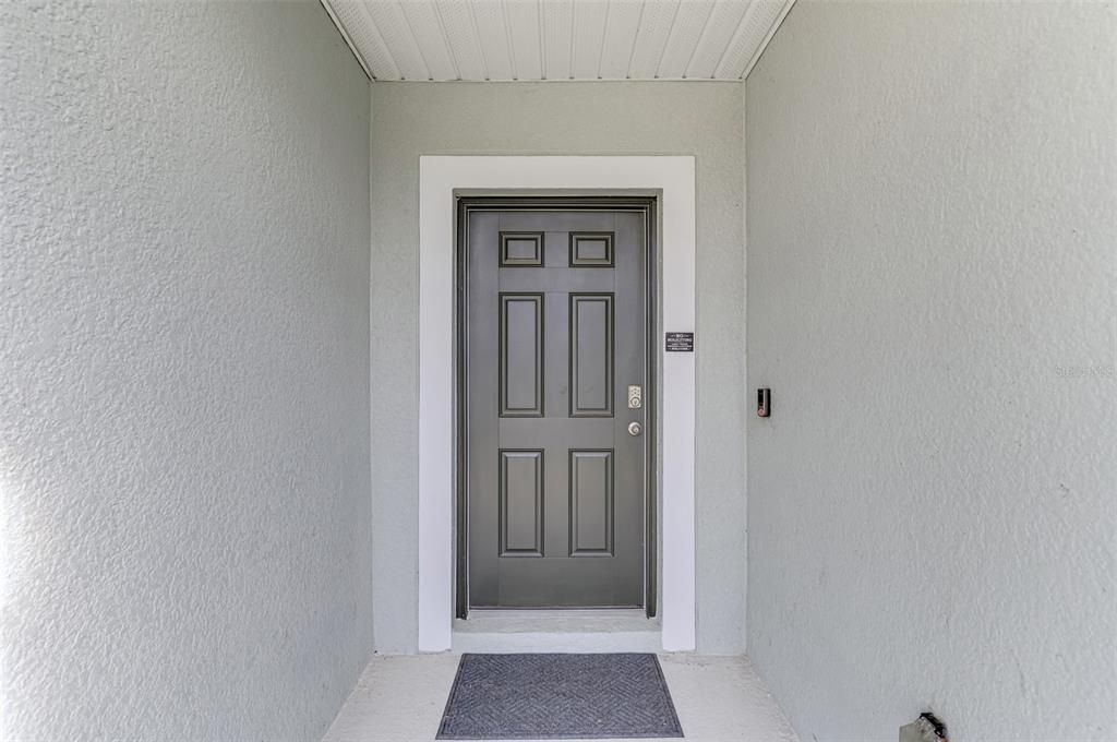 For Sale: $359,900 (4 beds, 2 baths, 1998 Square Feet)