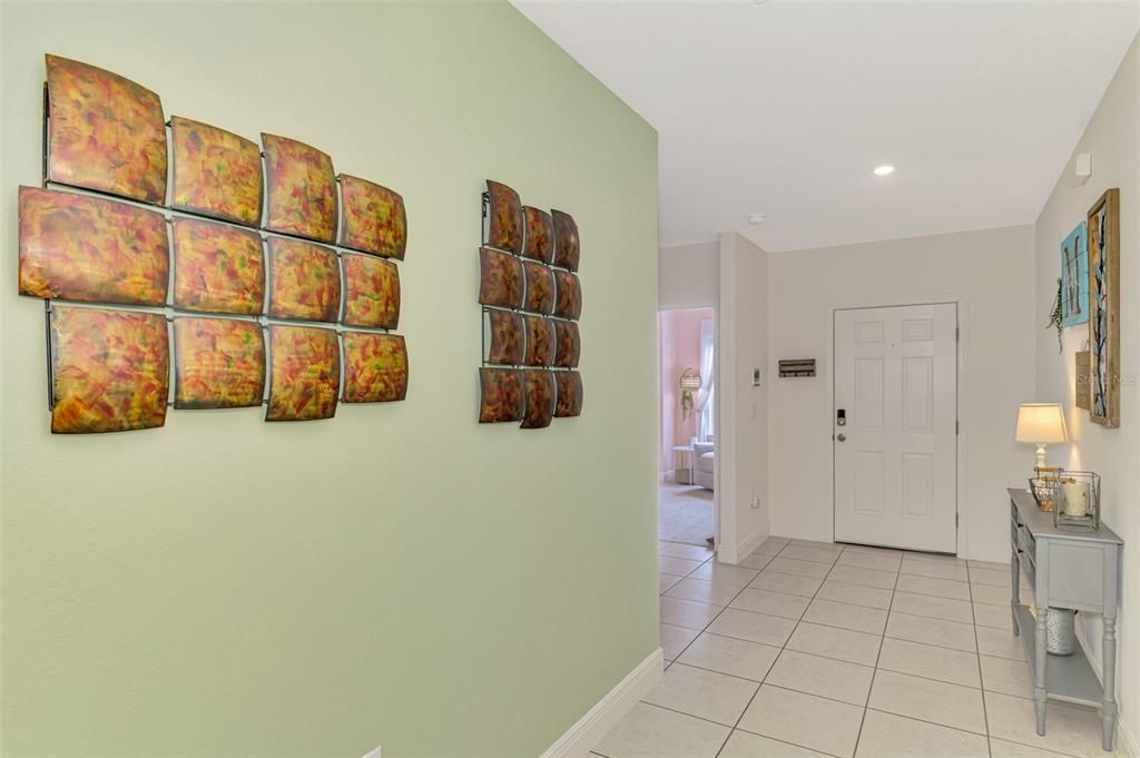 For Sale: $359,900 (4 beds, 2 baths, 1998 Square Feet)