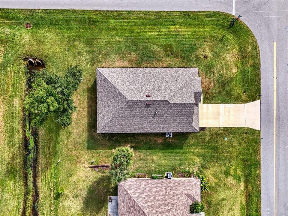 For Sale: $359,900 (4 beds, 2 baths, 1998 Square Feet)