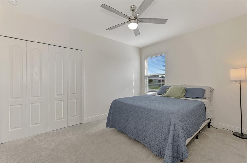 For Sale: $359,900 (4 beds, 2 baths, 1998 Square Feet)