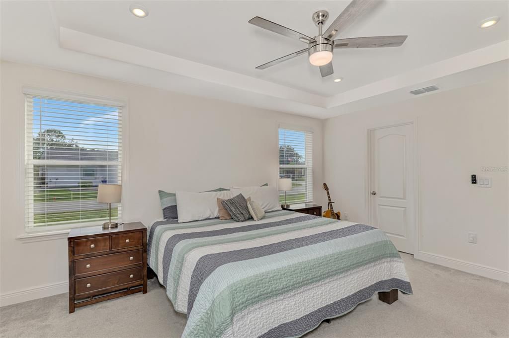 For Sale: $359,900 (4 beds, 2 baths, 1998 Square Feet)