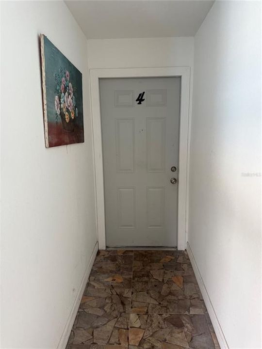 For Rent: $1,300 (1 beds, 1 baths, 525 Square Feet)