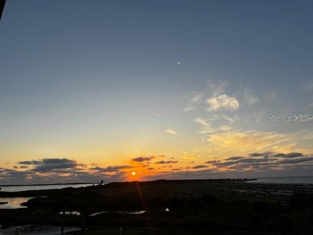 待售: $3,499,500 (3 贝兹, 3 浴室, 2939 平方英尺)