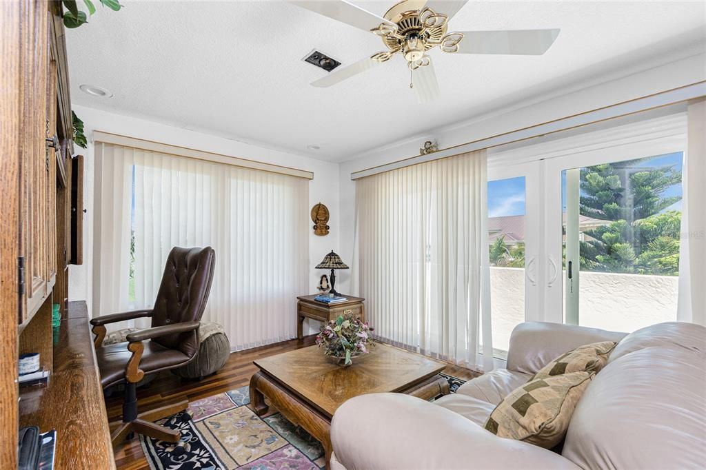 На продажу: $2,000,000 (6 спален, 5 ванн, 5695 Квадратных фут)