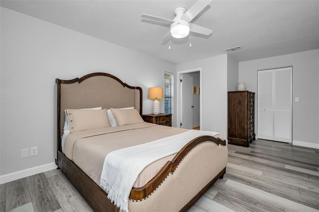 En Venta: $265,500 (2 camas, 2 baños, 1470 Pies cuadrados)