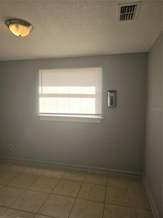 En Renta: $2,000 (3 camas, 2 baños, 1125 Pies cuadrados)