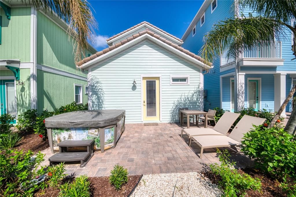 For Sale: $375,000 (2 beds, 2 baths, 1188 Square Feet)