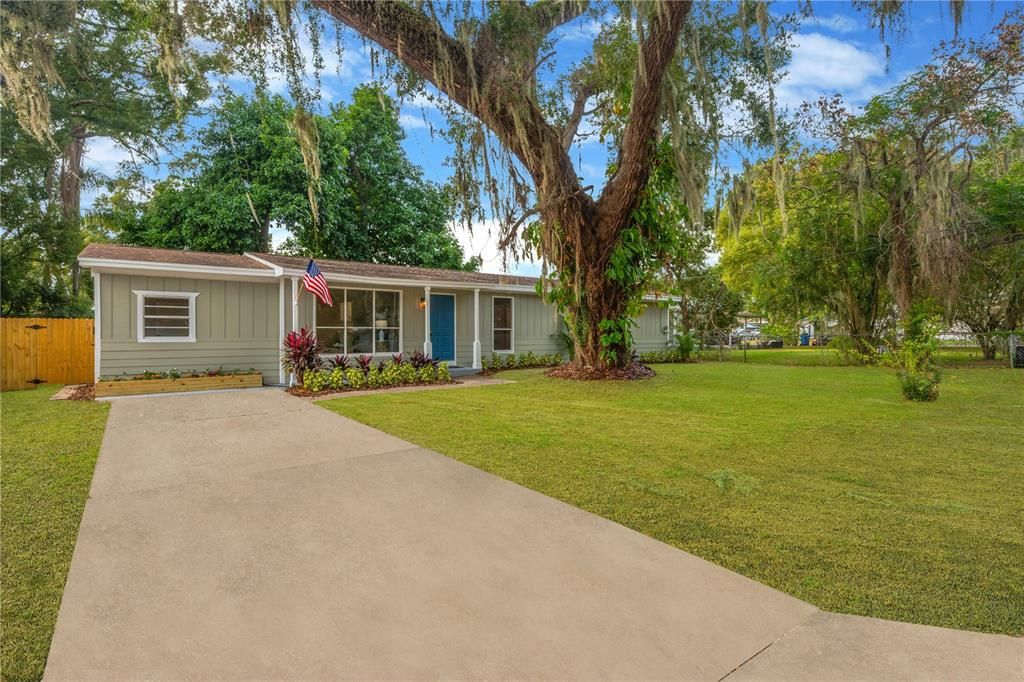 En Venta: $349,900 (4 camas, 2 baños, 1519 Pies cuadrados)