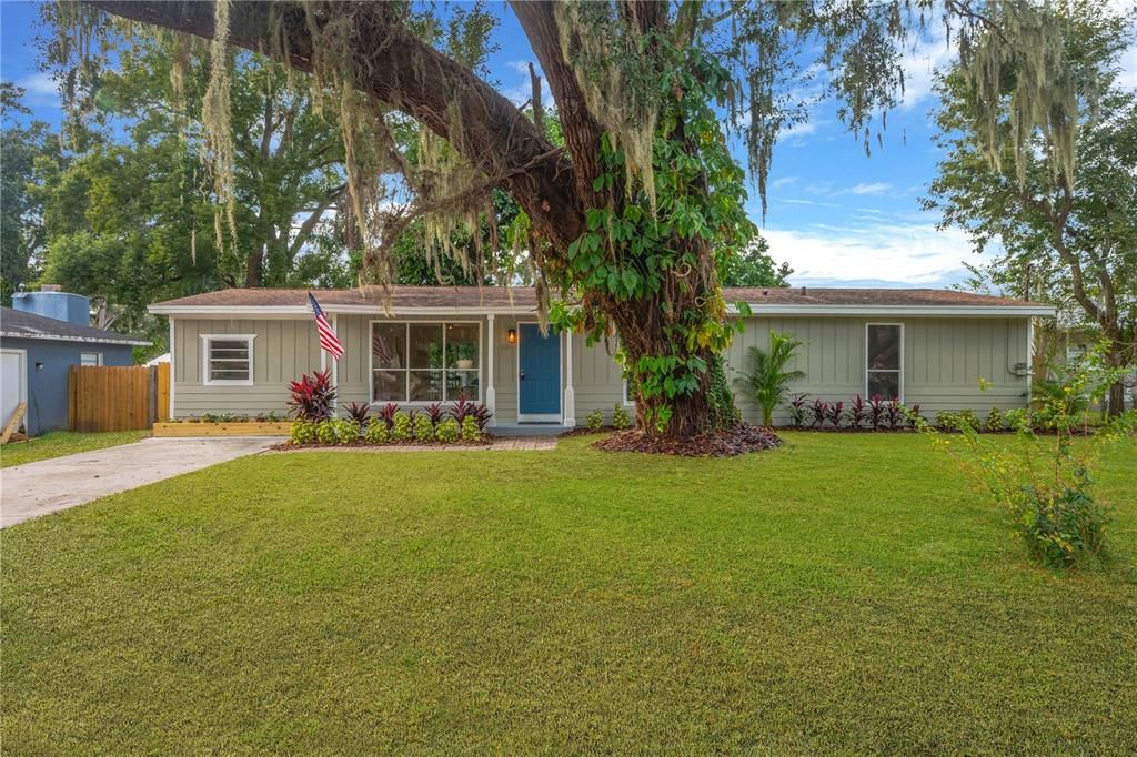 En Venta: $349,900 (4 camas, 2 baños, 1519 Pies cuadrados)