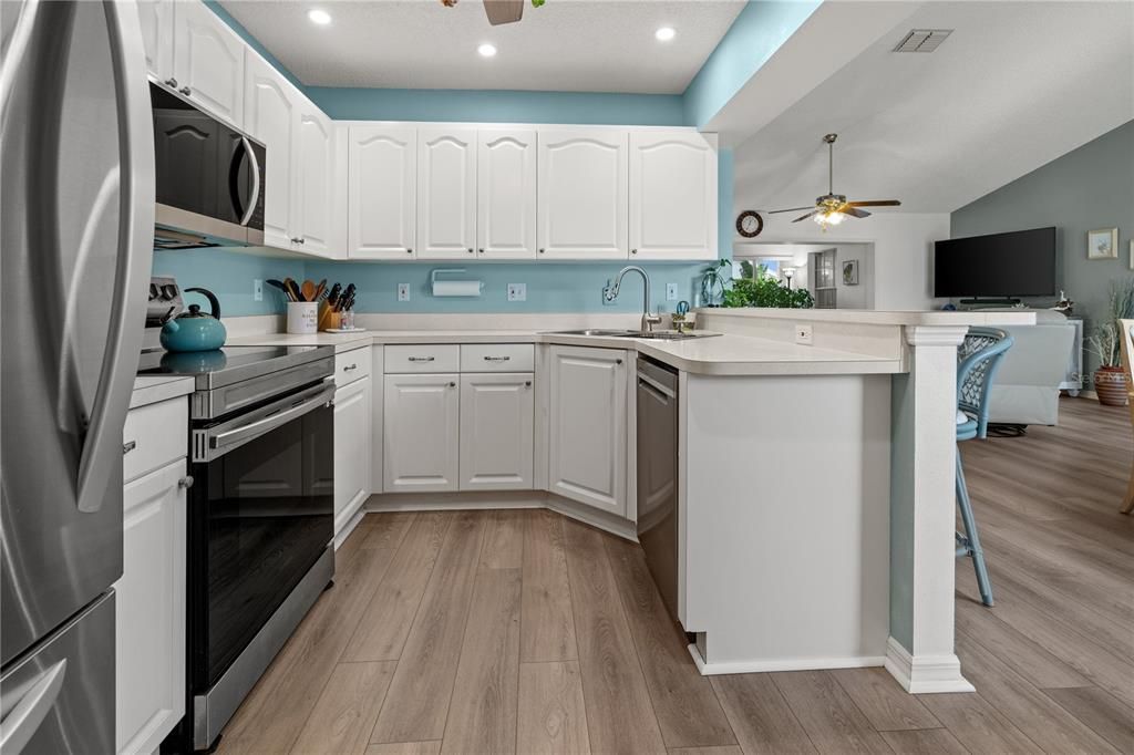 待售: $319,000 (3 贝兹, 2 浴室, 1626 平方英尺)