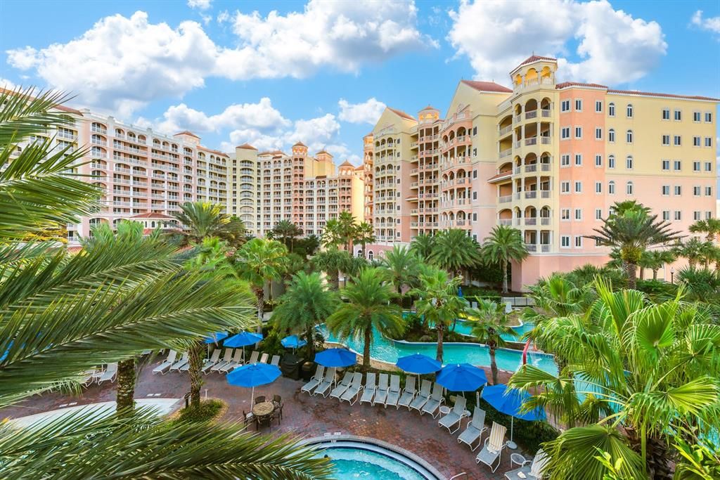 For Sale: $329,000 (1 beds, 1 baths, 678 Square Feet)