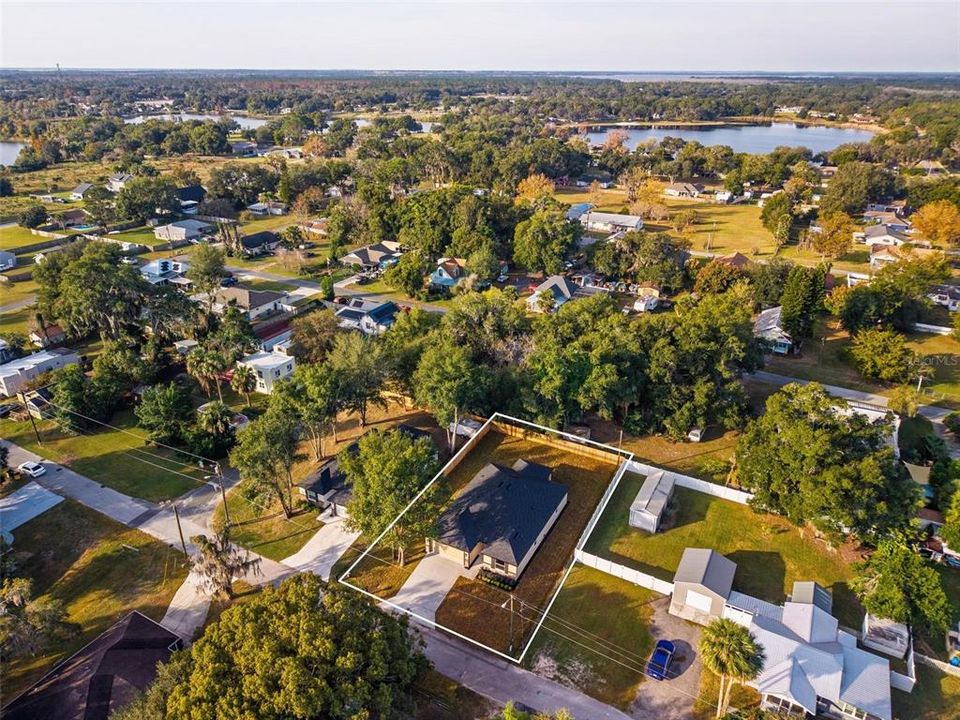 En Venta: $379,900 (4 camas, 2 baños, 1781 Pies cuadrados)