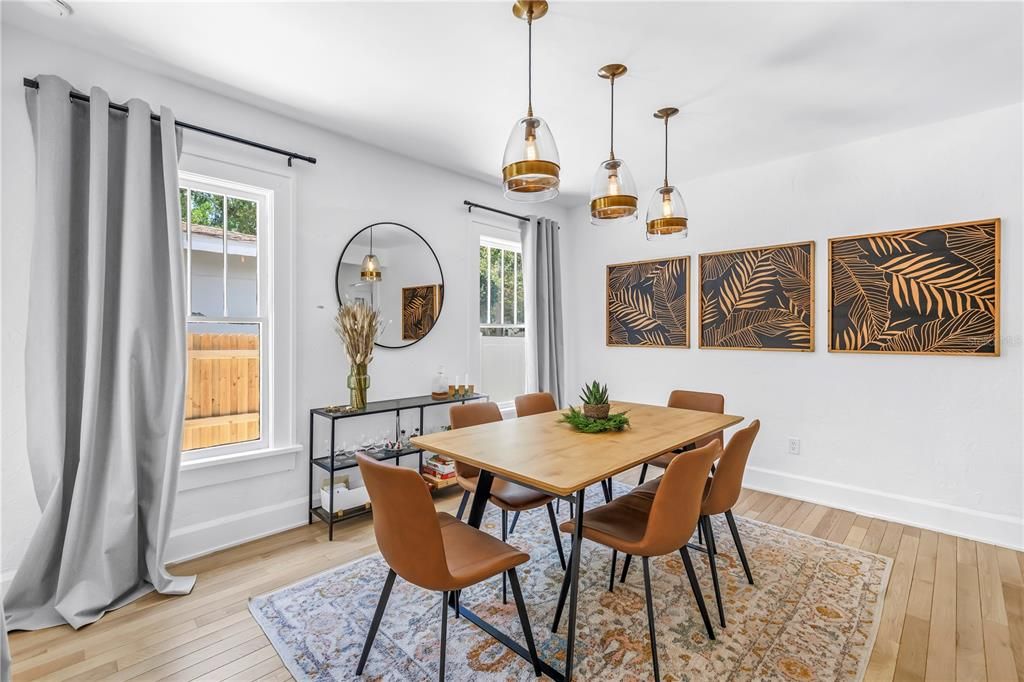 For Sale: $549,000 (3 beds, 2 baths, 1316 Square Feet)