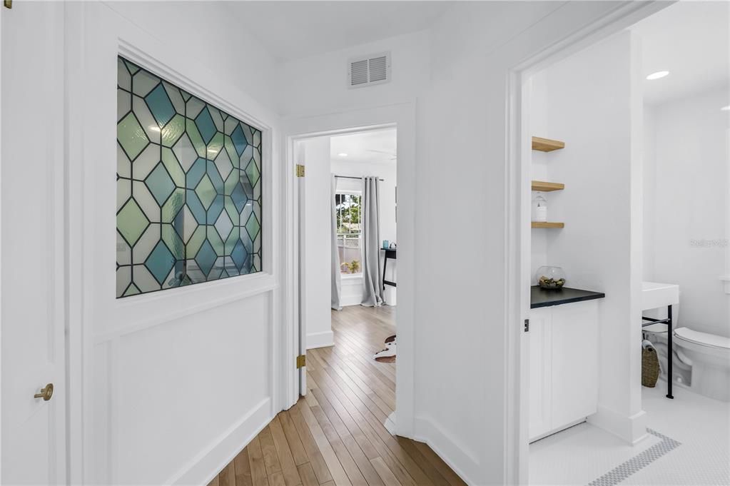 For Sale: $549,000 (3 beds, 2 baths, 1316 Square Feet)