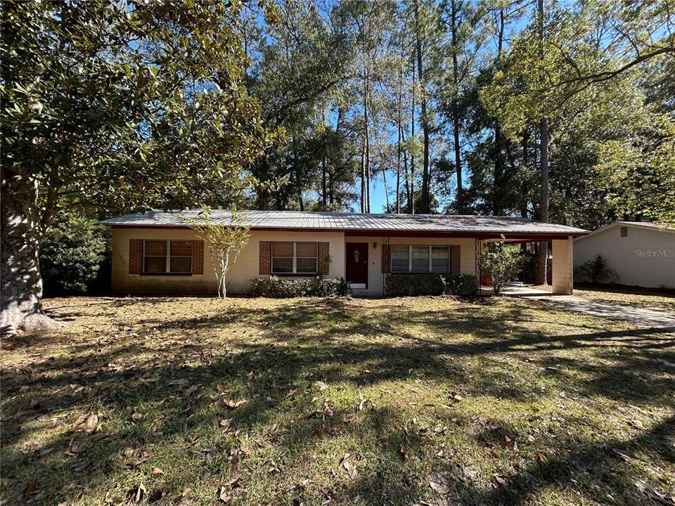 For Rent: $1,665 (3 beds, 2 baths, 1166 Square Feet)