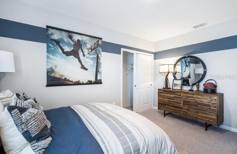 待售: $379,199 (4 贝兹, 3 浴室, 2106 平方英尺)