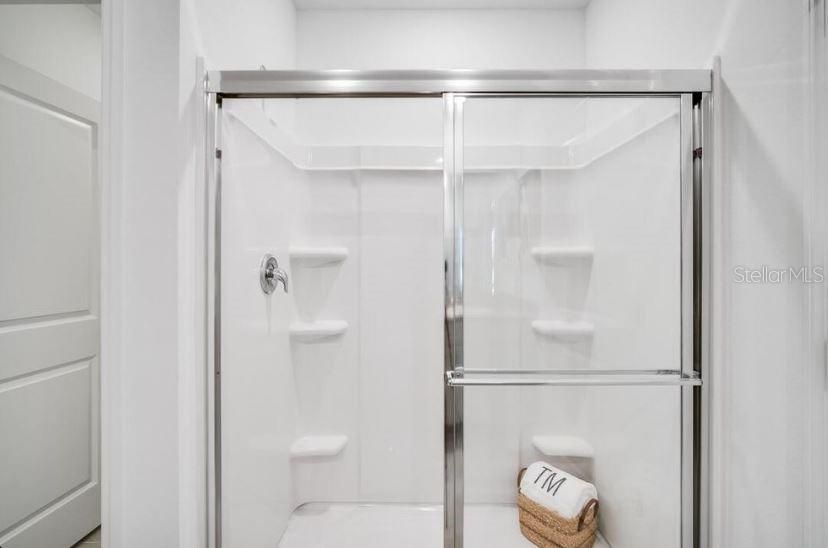 待售: $379,199 (4 贝兹, 3 浴室, 2106 平方英尺)