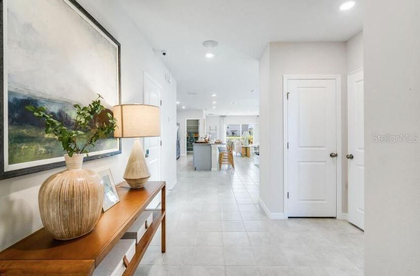 待售: $379,199 (4 贝兹, 3 浴室, 2106 平方英尺)