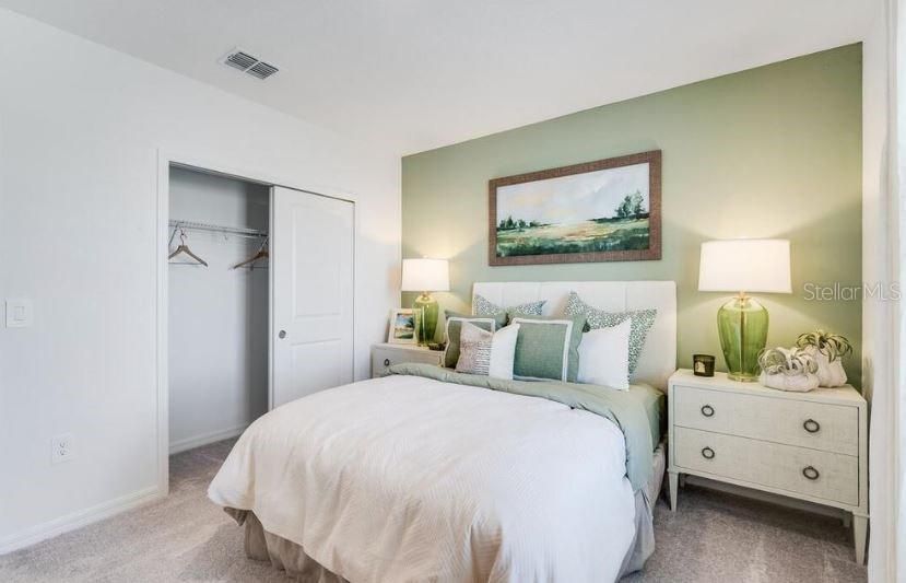 待售: $379,199 (4 贝兹, 3 浴室, 2106 平方英尺)